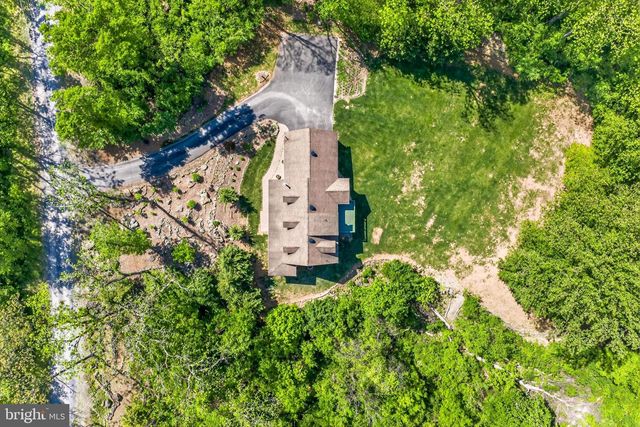 717 BRAGG DR, Front Royal, VA 22630