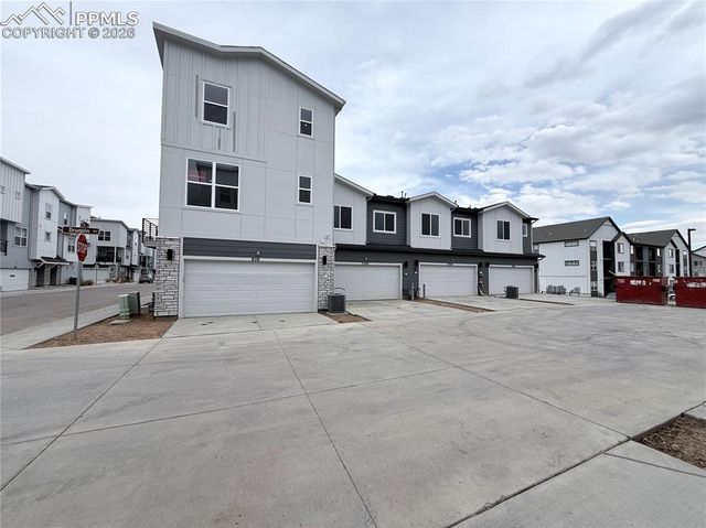 3369 Drumlin Grove, Colorado Springs, CO 80907