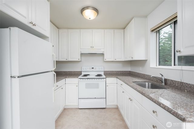 34 W Cremona Street, Seattle, WA 98119