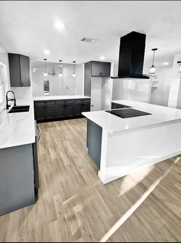 4138 Mayflower Drive, Garland, TX 75043