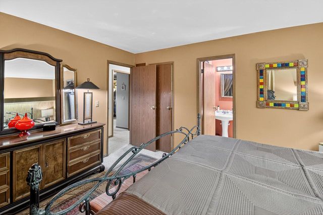 1639 C A Becker DRIVE, Racine, WI 53406