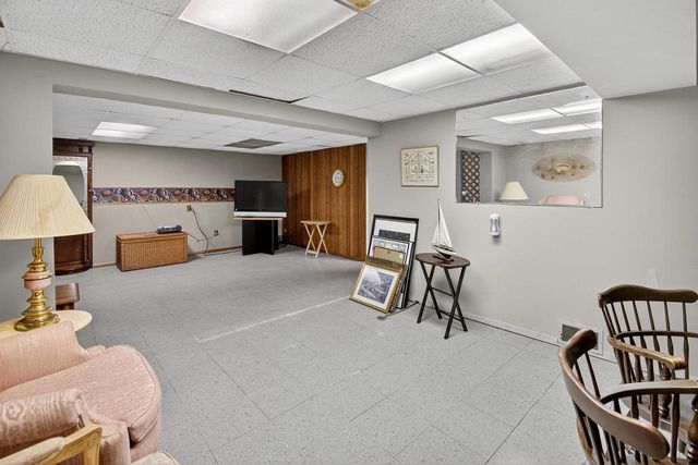 1639 C A Becker DRIVE, Racine, WI 53406