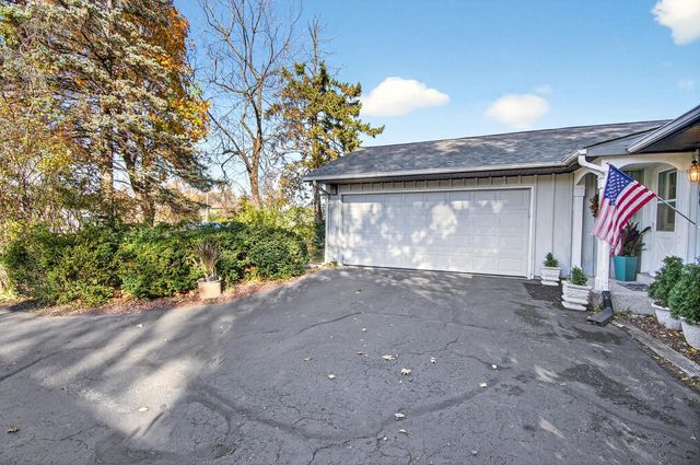 1639 C A Becker DRIVE, Racine, WI 53406