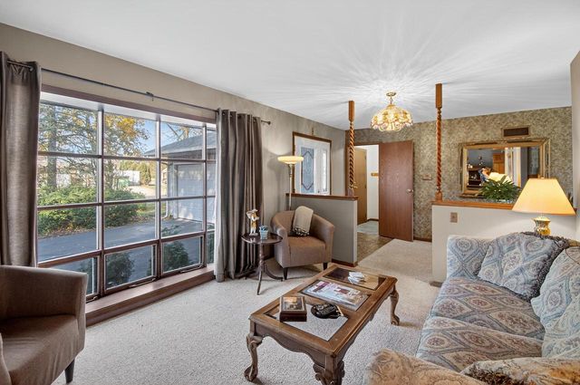 1639 C A Becker DRIVE, Racine, WI 53406