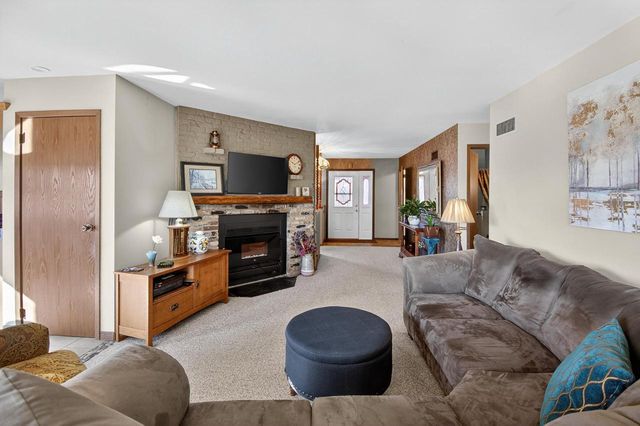 1639 C A Becker DRIVE, Racine, WI 53406