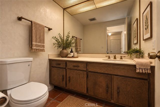 23633 Del Cerro Circle, West Hills, CA 91304
