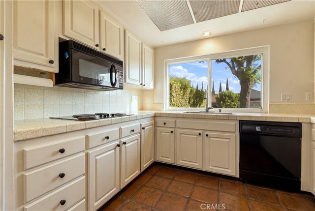 23633 Del Cerro Circle, West Hills, CA 91304