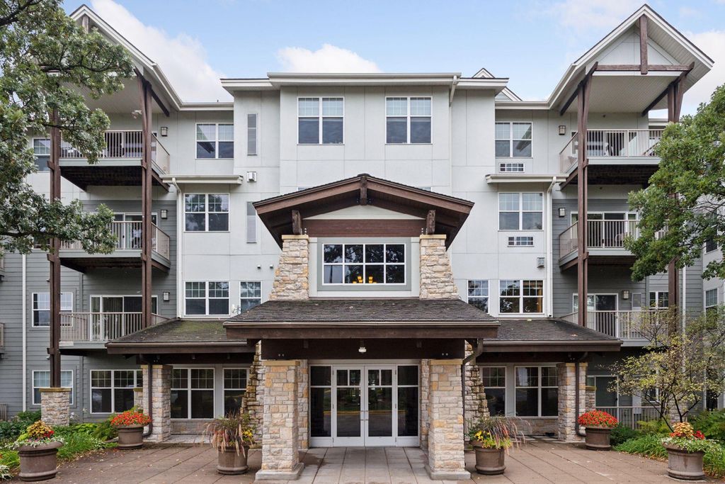 1900 Rush Lake Trail 416, New Brighton, MN 55112 — exterior