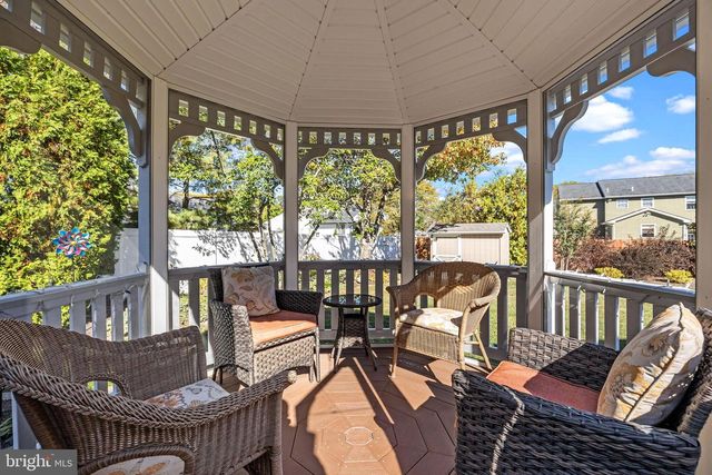 284 GREENVIEW RD, Yardley, PA 19067