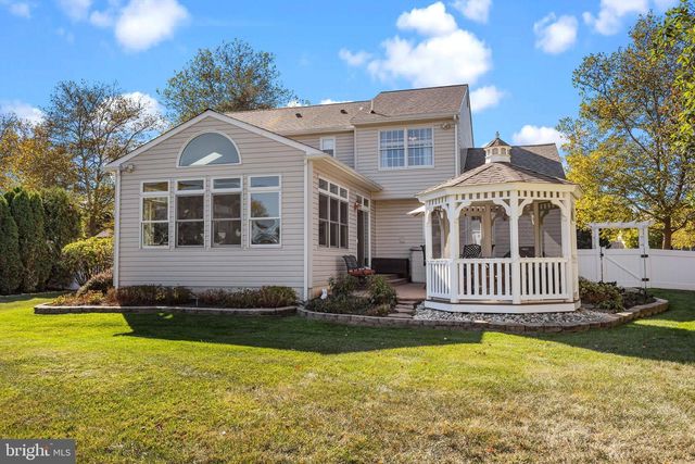 284 GREENVIEW RD, Yardley, PA 19067