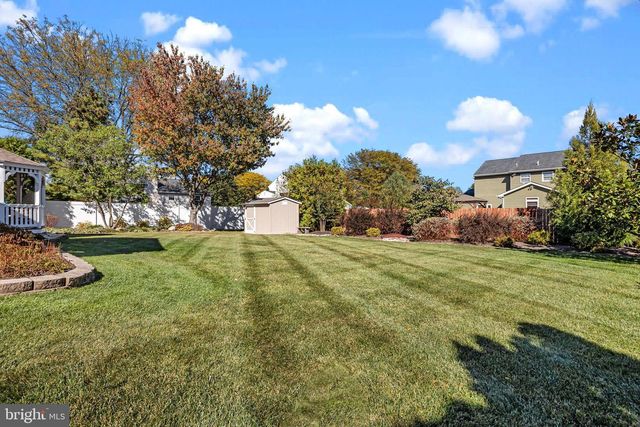 284 GREENVIEW RD, Yardley, PA 19067