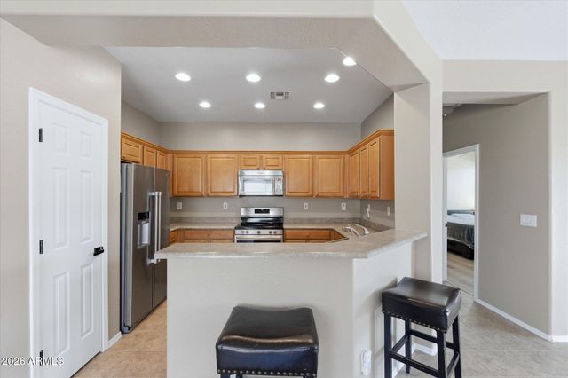 3719 W MEMORIAL Drive, Phoenix, AZ 85086