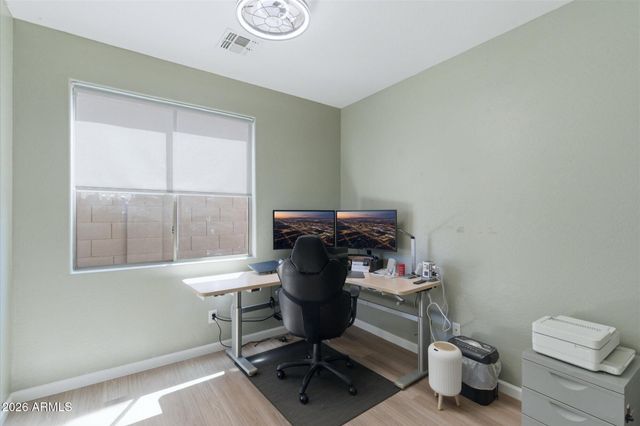 3719 W MEMORIAL Drive, Phoenix, AZ 85086