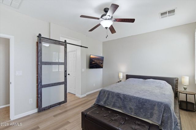 3719 W MEMORIAL Drive, Phoenix, AZ 85086