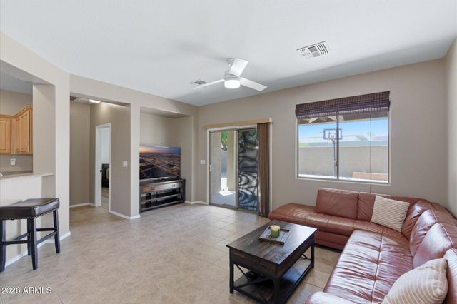 3719 W MEMORIAL Drive, Phoenix, AZ 85086