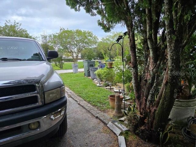 35050 SATEEN DR, Zephyrhills, FL 33541