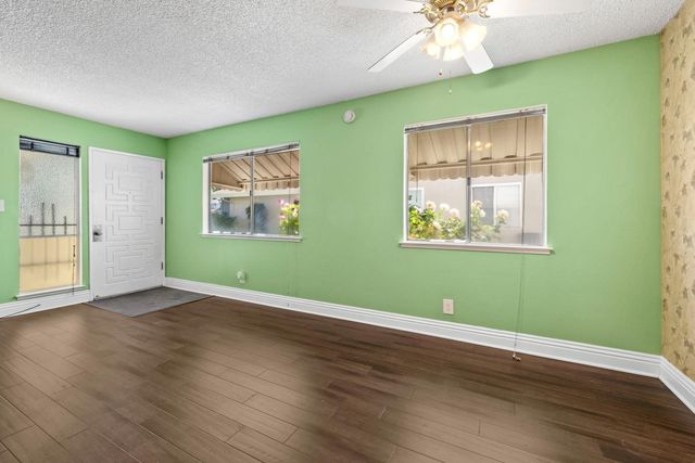 5607 Revelstok Dr #2, Sacramento, CA 95842