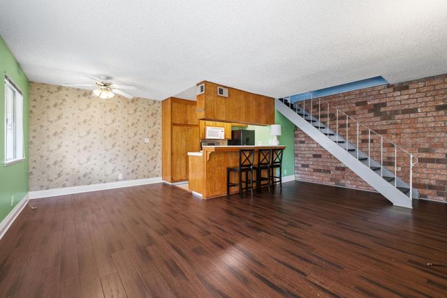 5607 Revelstok Dr #2, Sacramento, CA 95842