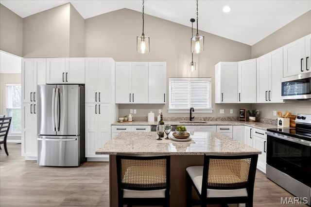 1808 Westlake Court, Pacific, MO 63069