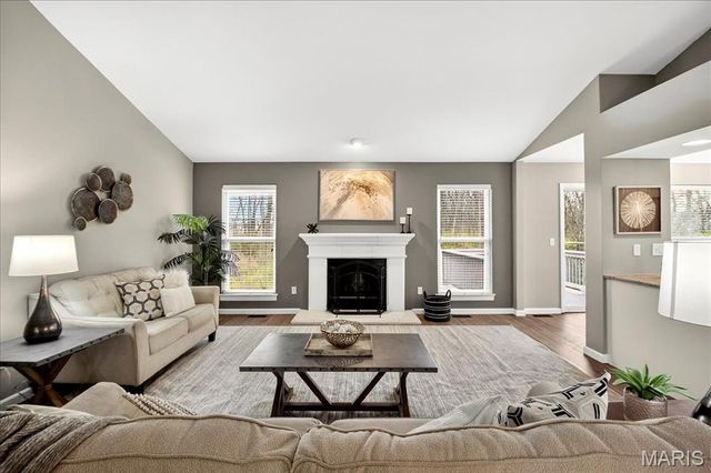 1808 Westlake Court, Pacific, MO 63069