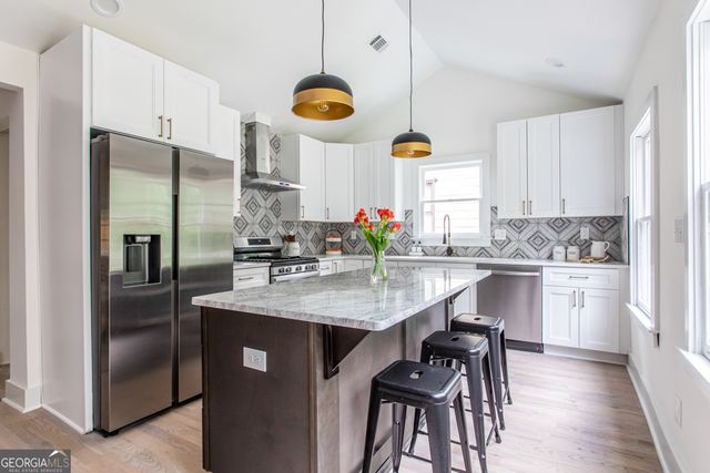 1699 Olympian Way, Atlanta, GA 30310