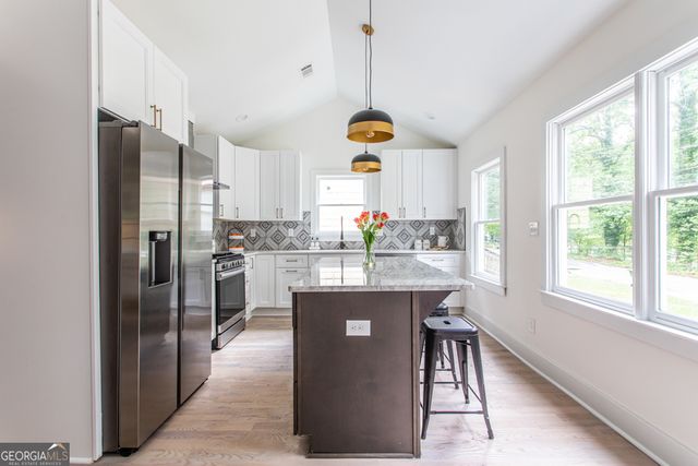 1699 Olympian Way, Atlanta, GA 30310