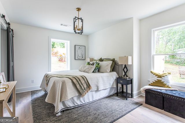 1699 Olympian Way, Atlanta, GA 30310