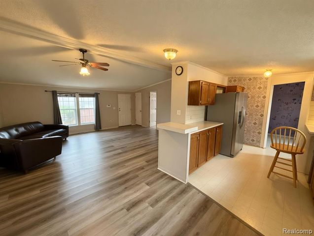6988 Mckean, Ypsilanti, MI 48197