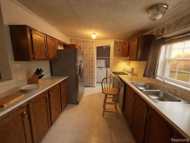6988 Mckean, Ypsilanti, MI 48197