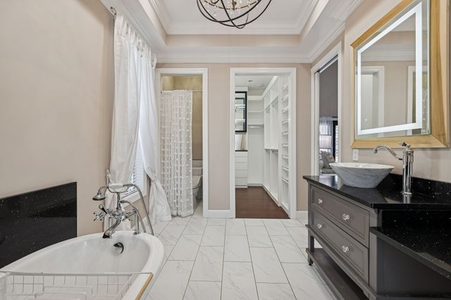 1045 Claremont Dr, Columbia, TN 38401