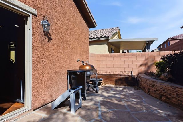 743 Crest Valley Place, Henderson, NV 89011