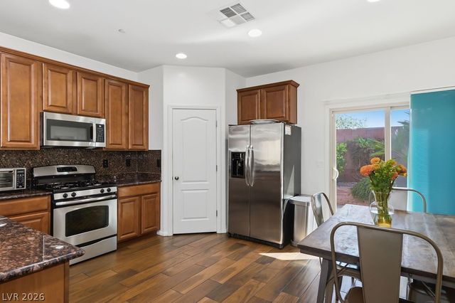 743 Crest Valley Place, Henderson, NV 89011