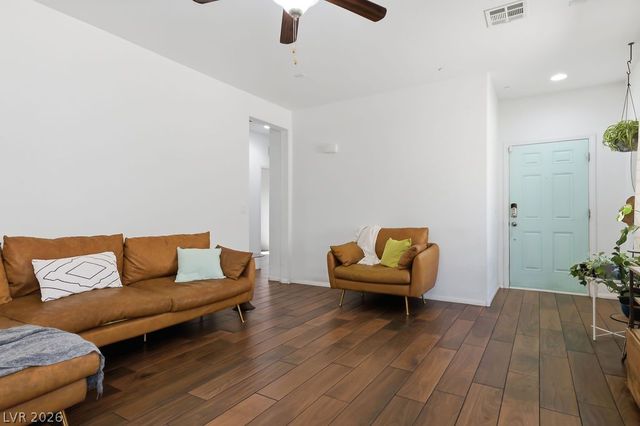 743 Crest Valley Place, Henderson, NV 89011