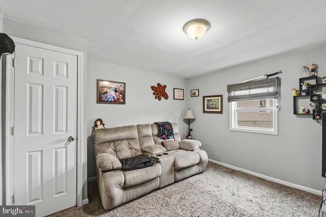 908 MEADOW AVE, Baltimore, MD 21222