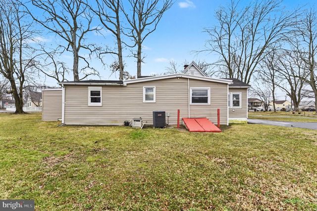 908 MEADOW AVE, Baltimore, MD 21222