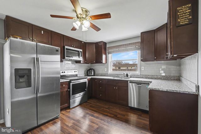 908 MEADOW AVE, Baltimore, MD 21222