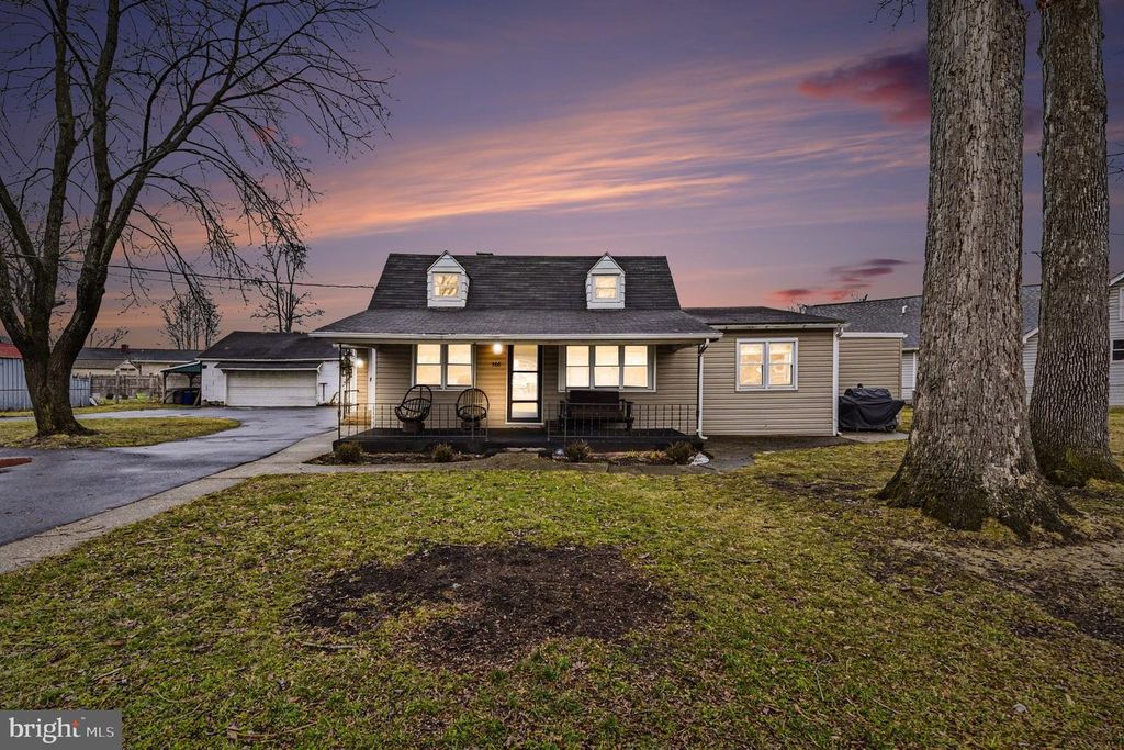 908 MEADOW AVE, Baltimore, MD 21222