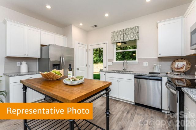 600 Rowe Crossing Drive, Newton, NC 28658