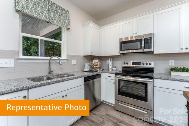 600 Rowe Crossing Drive, Newton, NC 28658