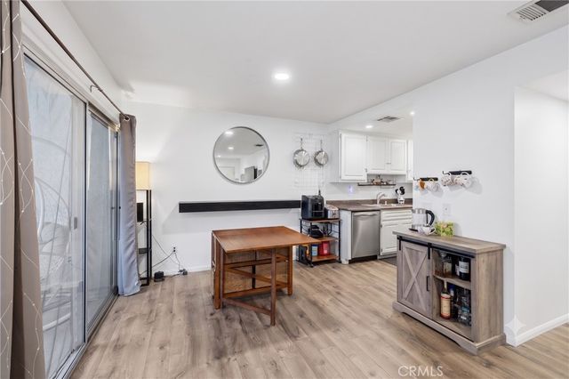 1346 E Hillcrest 40, Thousand Oaks, CA 91362