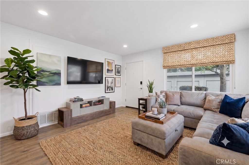 1346 E Hillcrest 40, Thousand Oaks, CA 91362
