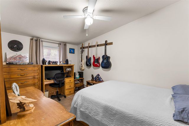 4521 Grand Oaks Drive, Willis, TX 77378