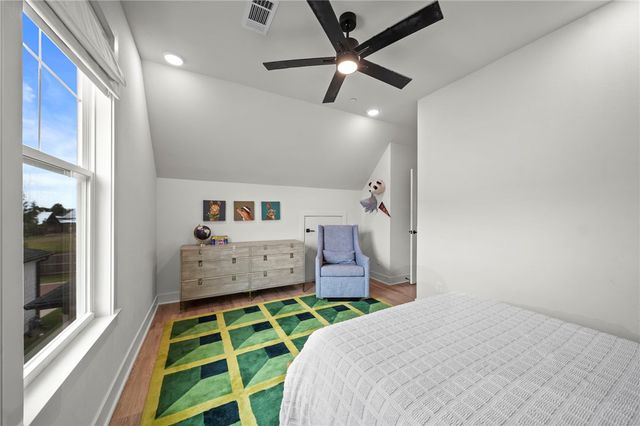 4028 W Sommerset Street, Rogers, AR 72758