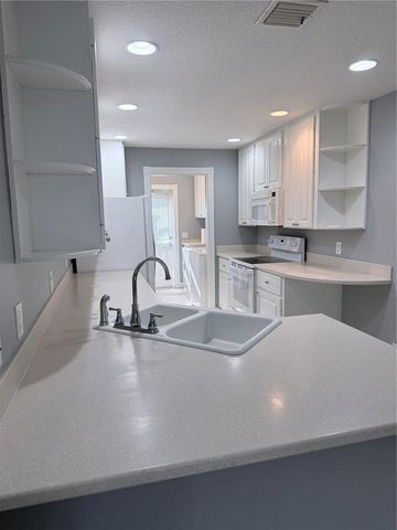 1650 NAPOLI, Sarasota, FL 34232