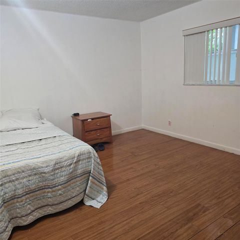 3000 RIVERSIDE DR 208-1, Coral Springs, FL 33065