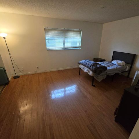 3000 RIVERSIDE DR 208-1, Coral Springs, FL 33065