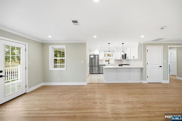 30 W Lawn Road, Livingston, NJ 07039