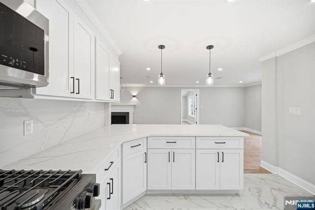 30 W Lawn Road, Livingston, NJ 07039