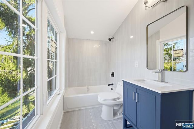 30 W Lawn Road, Livingston, NJ 07039