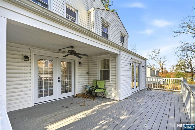 30 W Lawn Road, Livingston, NJ 07039